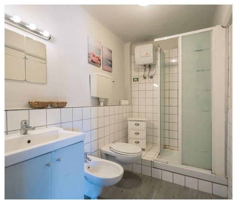 Loft Cianosi - Appartamento Nel Cuore Di Livourne Extérieur photo