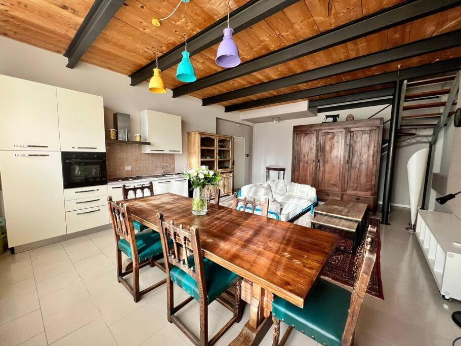 Loft Cianosi - Appartamento Nel Cuore Di Livourne Extérieur photo