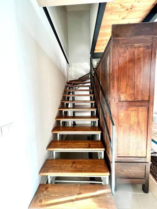 Loft Cianosi - Appartamento Nel Cuore Di Livourne Extérieur photo
