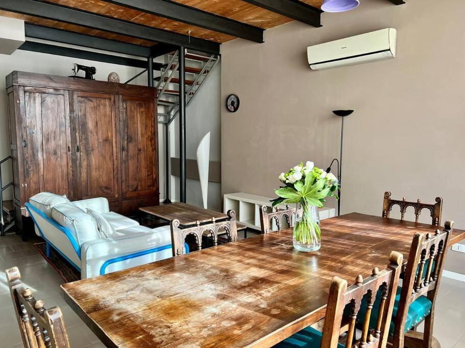 Loft Cianosi - Appartamento Nel Cuore Di Livourne Extérieur photo