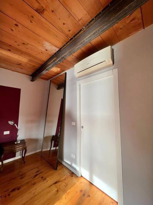 Loft Cianosi - Appartamento Nel Cuore Di Livourne Extérieur photo