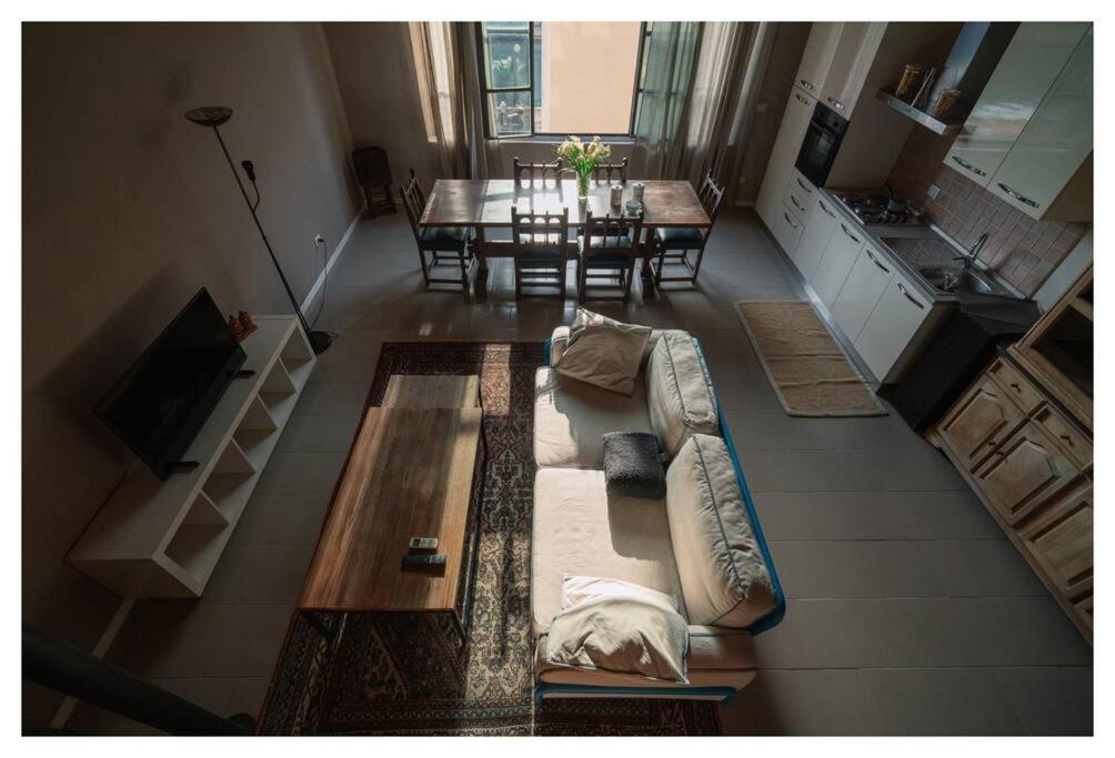 Loft Cianosi - Appartamento Nel Cuore Di Livourne Extérieur photo